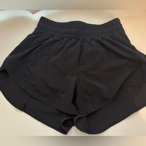 Lululemon track that shorts